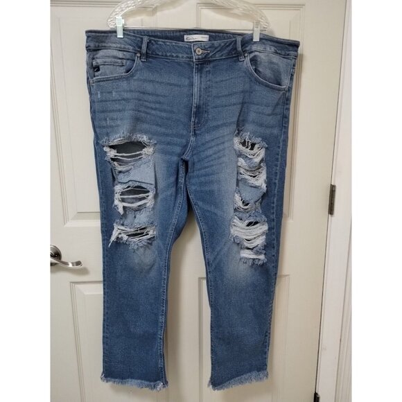 Kancan 24 Womans Maurices Jeans Distressed 5 Pocket‎ Cropped Stretch High Rise - Picture 1 of 16